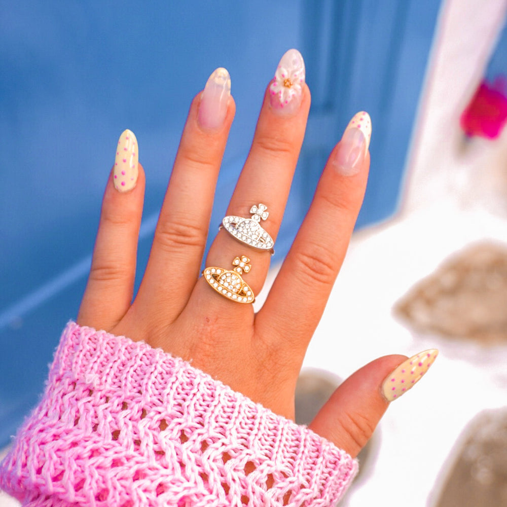 Bague Mira, vue portée